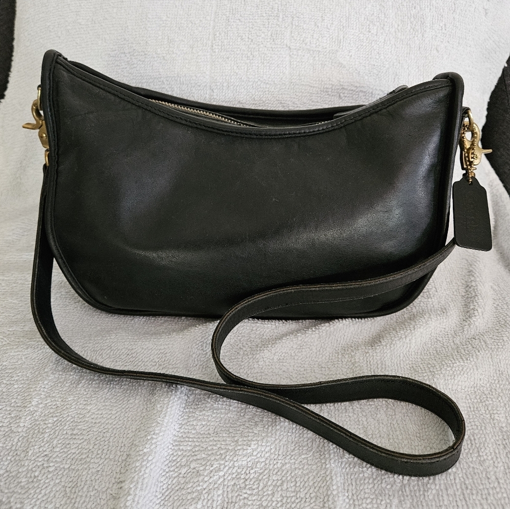 Coach Vintage Swinger Shoulder Bag